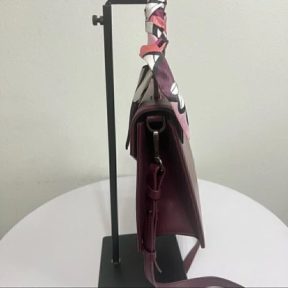 Carlyn Burgundy Crossbody Handbag